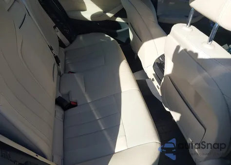 2021 BMW 540I xDrive z USA, uszkodzony, nr VIN WBA73BJ07MWW92452